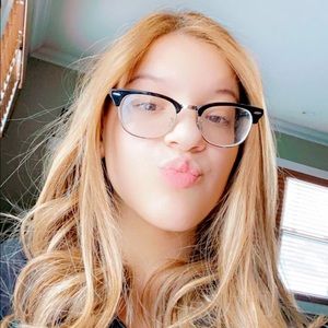 Meet your Posher, Alexa